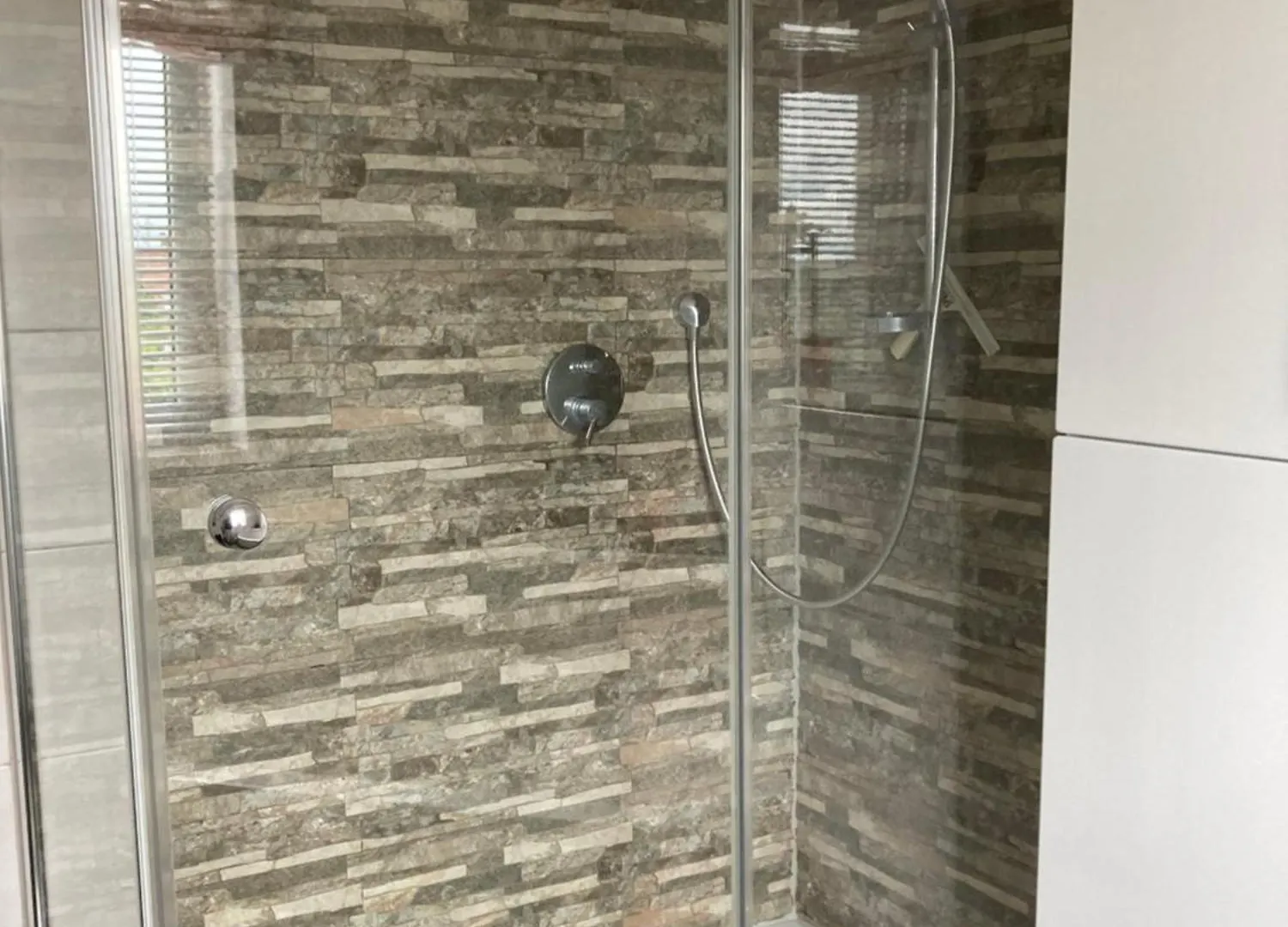 Zimmer- Ruhe Am Moehrenbach Monheim  Homestay